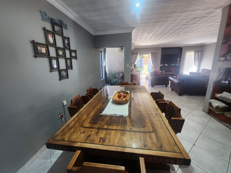 To Let 4 Bedroom Property for Rent in Pellissier Free State